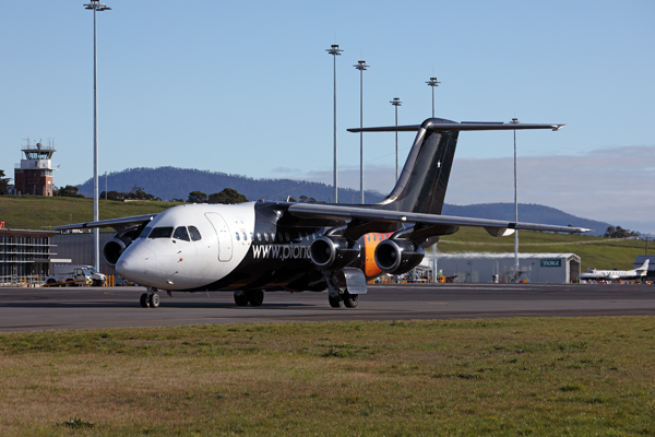 PIONAIR BAE 146 200QC HBA RF 002A6793.jpg