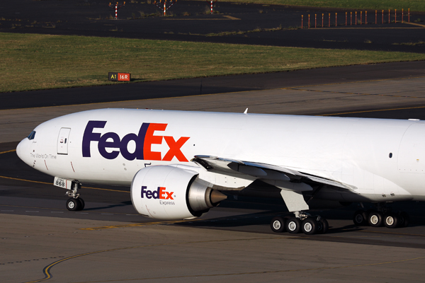 FEDEX BOEING 777F SYD RF 002A7627.jpg