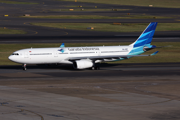 GARUDA INDONESIA AIRBUS A330 300 SYD RF 002A7544.jpg