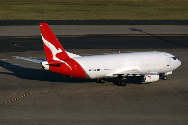 QANTAS FREIGHT BOEING 737 300F SYD RF 002A7623.jpg