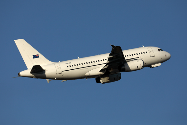 SKYTRADERS AIRBUS A319LR SYD RF 002A7697.jpg