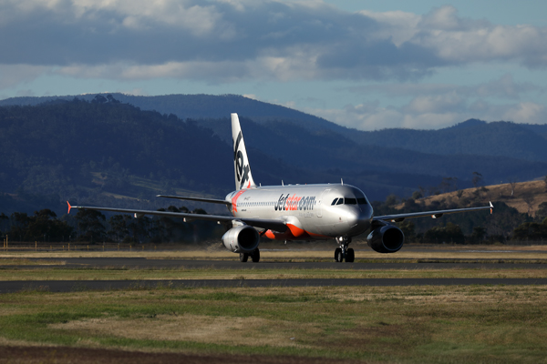 JETSTAR AIRBUS A320 HBA RF 002A7825.jpg