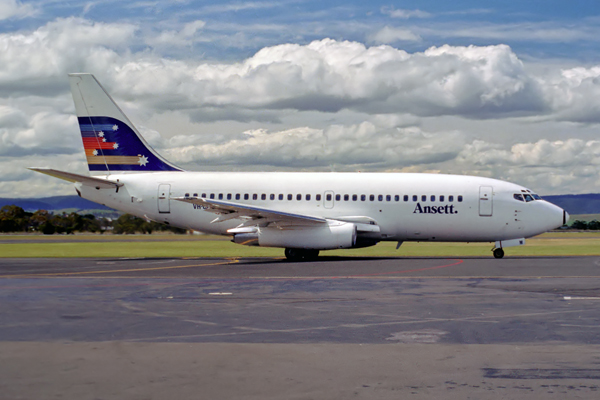 ANSETT BOEING 737 200 HBA RF 191 3.jpg