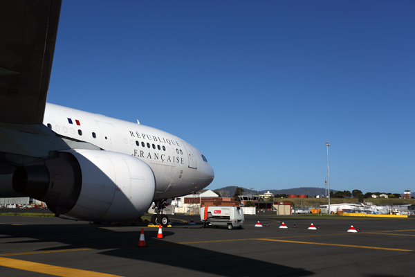 REPUBLIQUE FRANCAIS AIRBUS A330 200 HBA RF 5K5A5186.jpg