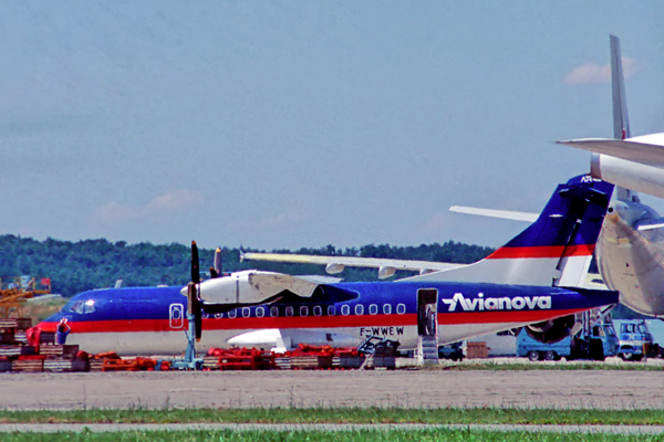 AVIANOVA ATR42 TLS RF 146 11.jpg
