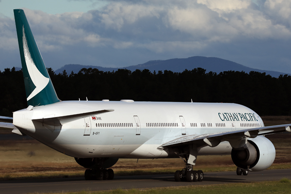 CATHAY PACIFIC BOEING 777 300ER HBA RF 002A7921.jpg