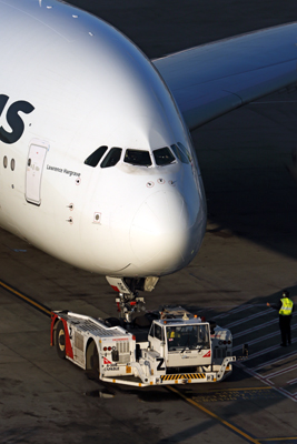 QANTAS AIRBUS A380 SYD RF 5K5A9639.jpg