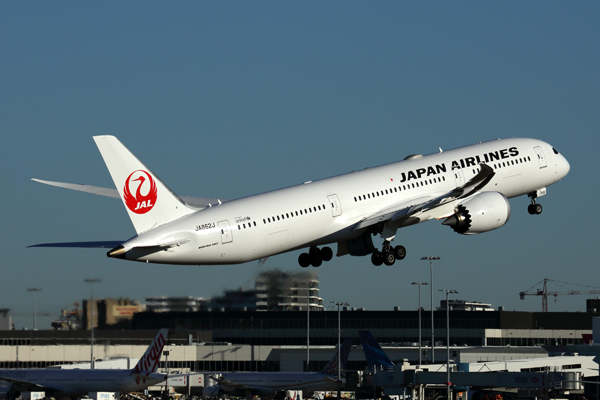 JAPAN AIRLINES BOEING 787 9 SYD RF 5K5A9770.jpg