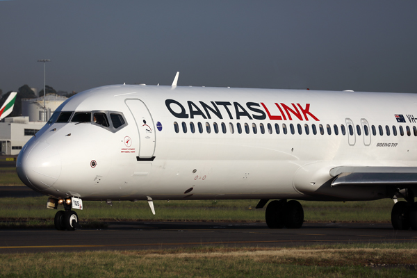 QANTAS LINK BOEING 717 SYD RF 002A8196.jpg