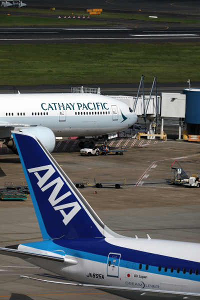 CATHAY PACIFIC ANA AIRCRAFT SYD RF 002A8000.jpg