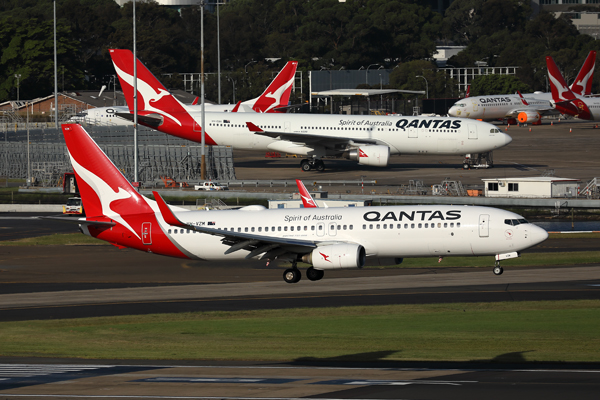 QANTAS AIRCRAFT SYD RF 002A8044.jpg