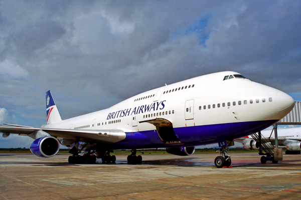 BRITISH AIRWAYS BOEING 747 400 BNE RF 1132 33.jpg