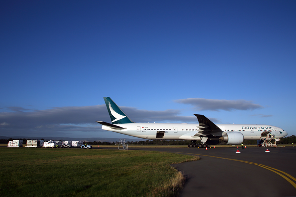 CATHAY PACIFIC BOEING 777 300ER HBA RF 5K5A8265.jpg