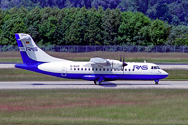 RAS ATR42 MUC RF 1553 34.jpg