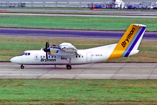 BRYMON DASH 7 LHR RF 105 4.jpg