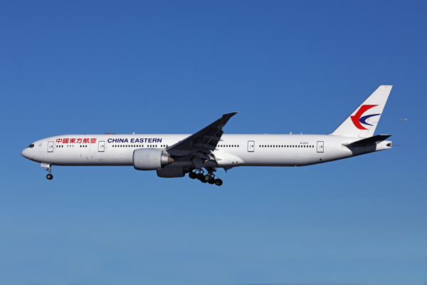 CHINA EASTERN BOEING 777 300ER SYD RF 002A9074.jpg
