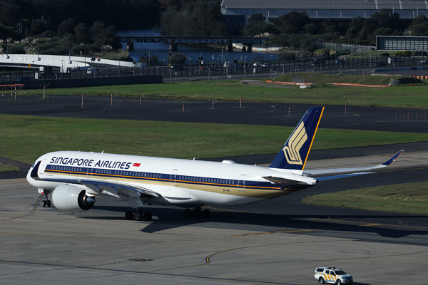 SINGAPORE AIRLINES AIRBUS A350 900 SYD RF 002A9166.jpg
