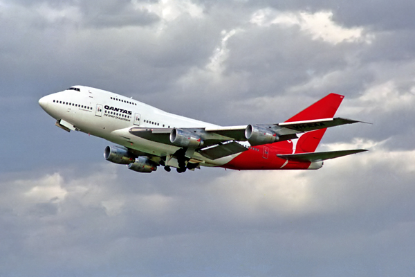 QANTAS BOEING 747SP SYD RF 131 23.jpg