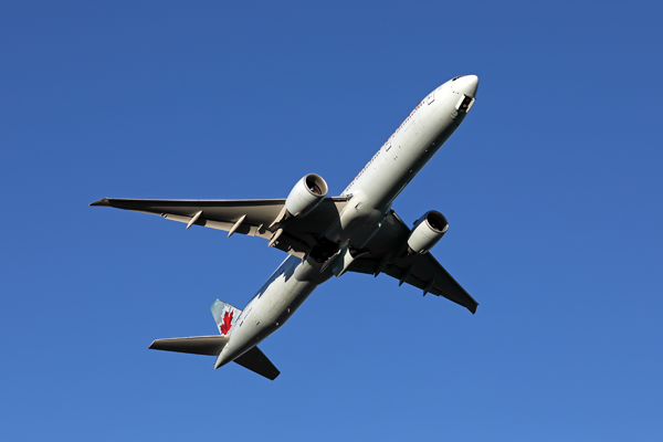 AIR CANADA BOEING 777 300ER SYD RF 002A9704.jpg