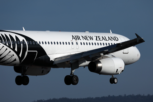 AIR NEW ZEALAND AIRBUS A320 HBA RF 002A9947.jpg