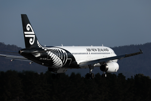 AIR NEW ZEALAND AIRBUS A320 HBA RF 002A9948.jpg