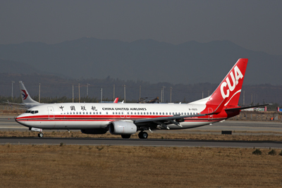 CHINA UNITED BOEING 737 800 KMG RF 5K5A7412.jpg