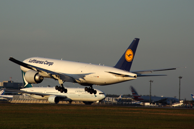 LUFTHANSA CARGO BOEING 777F NRT RF 5K5A0647.jpg