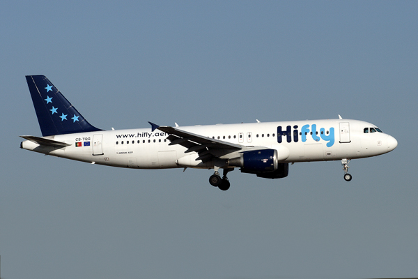 HI FLY AIRBUS A320 LIS RF IMG_6049.jpg