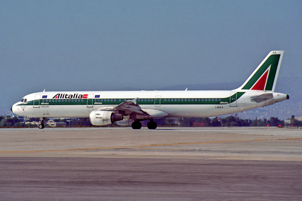 ALITALIA TEAM AIRBUS A321 ATH RF 1180 27.jpg