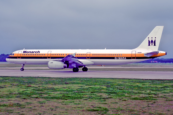 MONARCH AIRBUS A321 MAN RF 1637 33.jpg