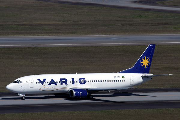 VARIG BOEING 737 400 GRU RF.jpg