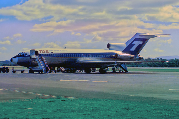 TAA BOEING 727 100 HBA RF 028 13.jpg