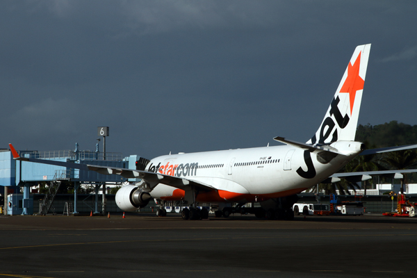 JETSTAR AIRBUS A330 200 CNS RF IMG_9563.jpg