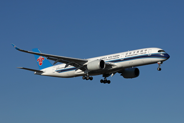 CHINA SOUTHERN AIRBUS A350 900 MEL RF  002A0421.jpg