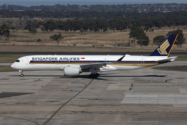 SINGAPORE AIRLINES AIRBUS A350 900 MEL RF 002A0457.jpg