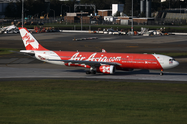 AIR ASIA X AIRBUS A330 300 SYD RF 002A0773.jpg