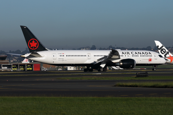 AIR CANADA BOEING 787 9 SYD RF 002A1277.jpg