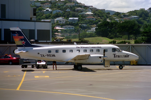 TRANZAIR EMBRAER 110 WLG RF 868 12.jpg