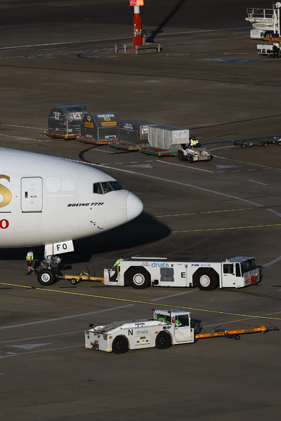 EMIRATES SKY CARGO BOEING 777F SYD RF 002A1457.jpg