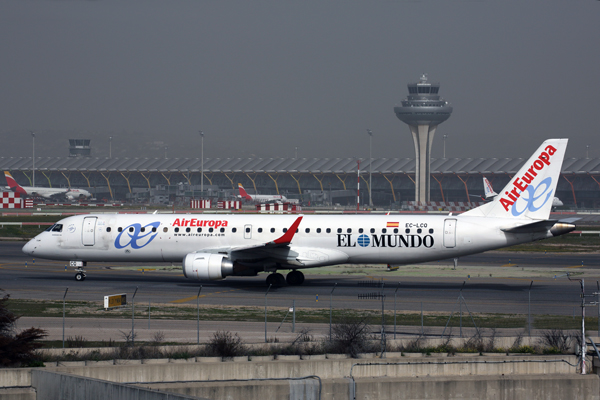 AIR EUROPA EMBRAER 190 MAD RF 5K5A4694.jpg