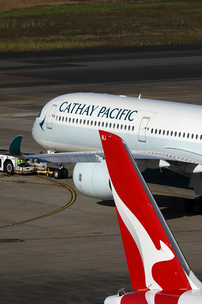 CATHAY PACIFIC QANTAS AIRCRAFT SYD RF 002A1759.jpg