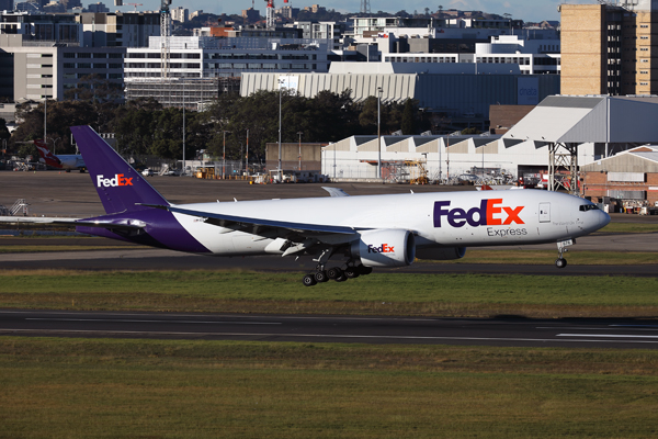 FEDEX BOEING 777F SYD RF 002A1805.jpg
