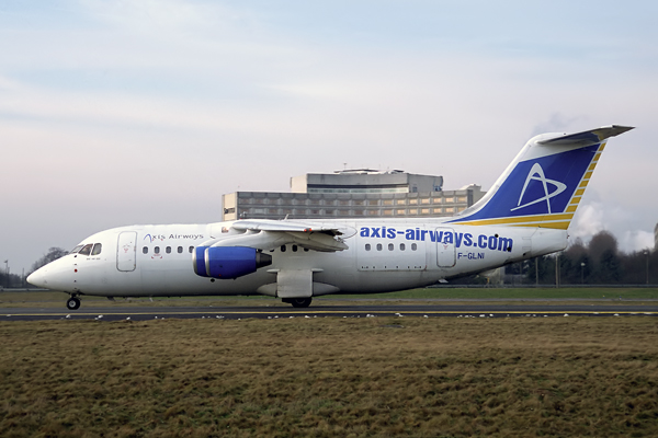 AXIS AIRWAYS BAE 146 200QT CDG RF 1804 2.jpg