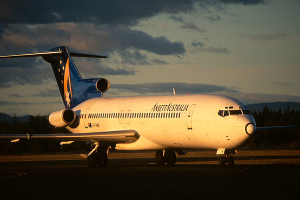 ANSETT AUSTRALIA BOEING 727 200 HBA F.jpg