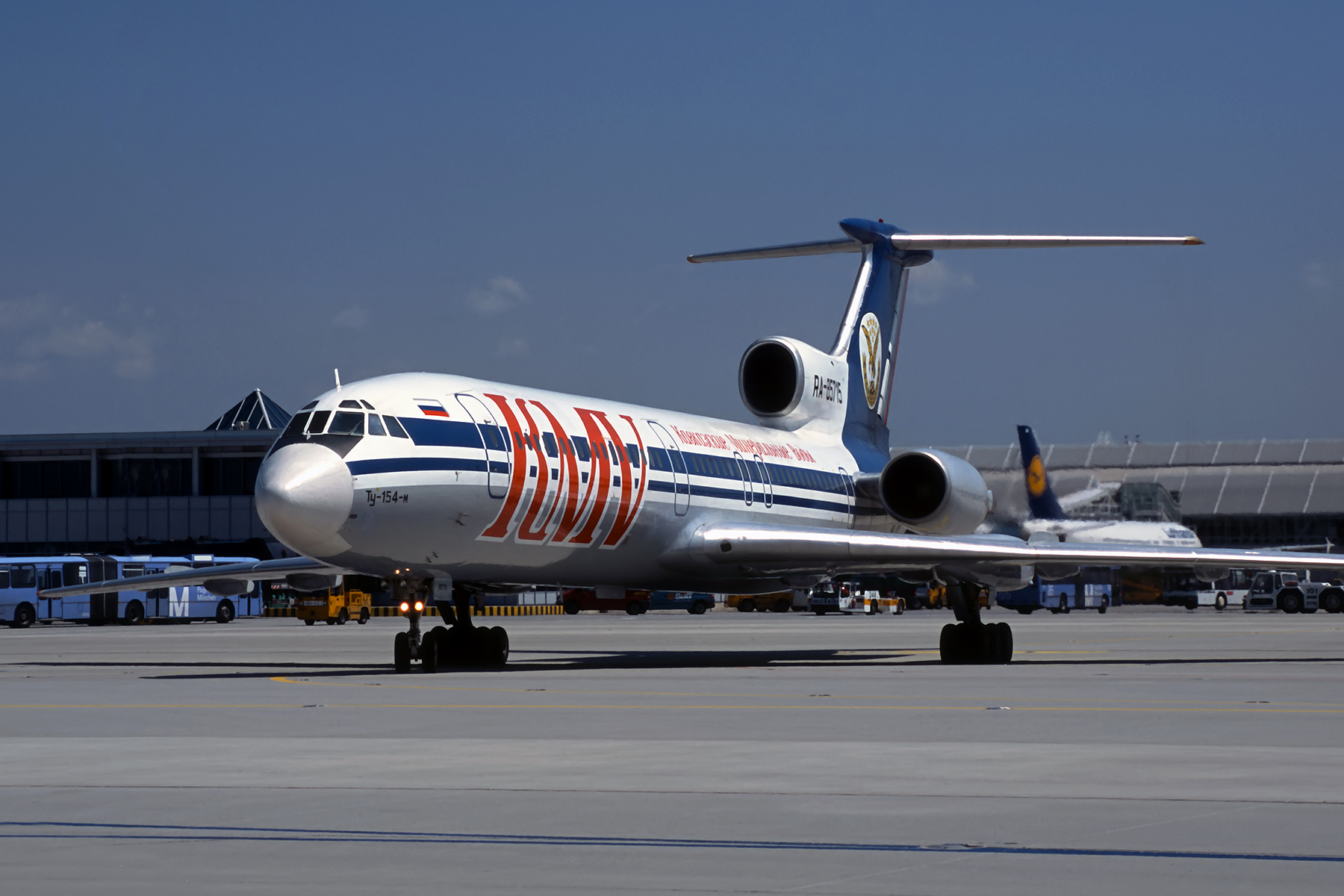 KMV TUPOLEV TU154M MUC RF F.jpg