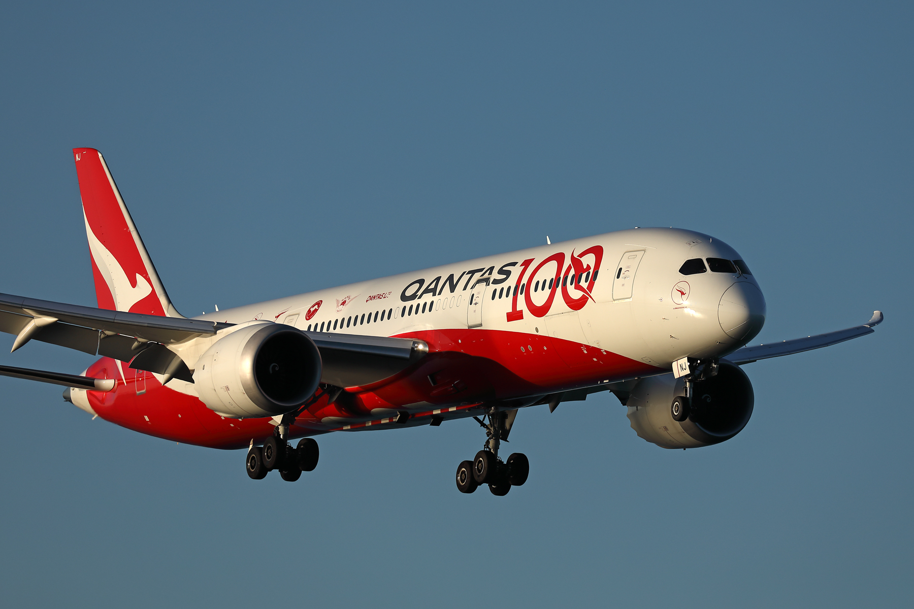 QANTAS BOEING 787 9 HBA RF 002A2518.jpg