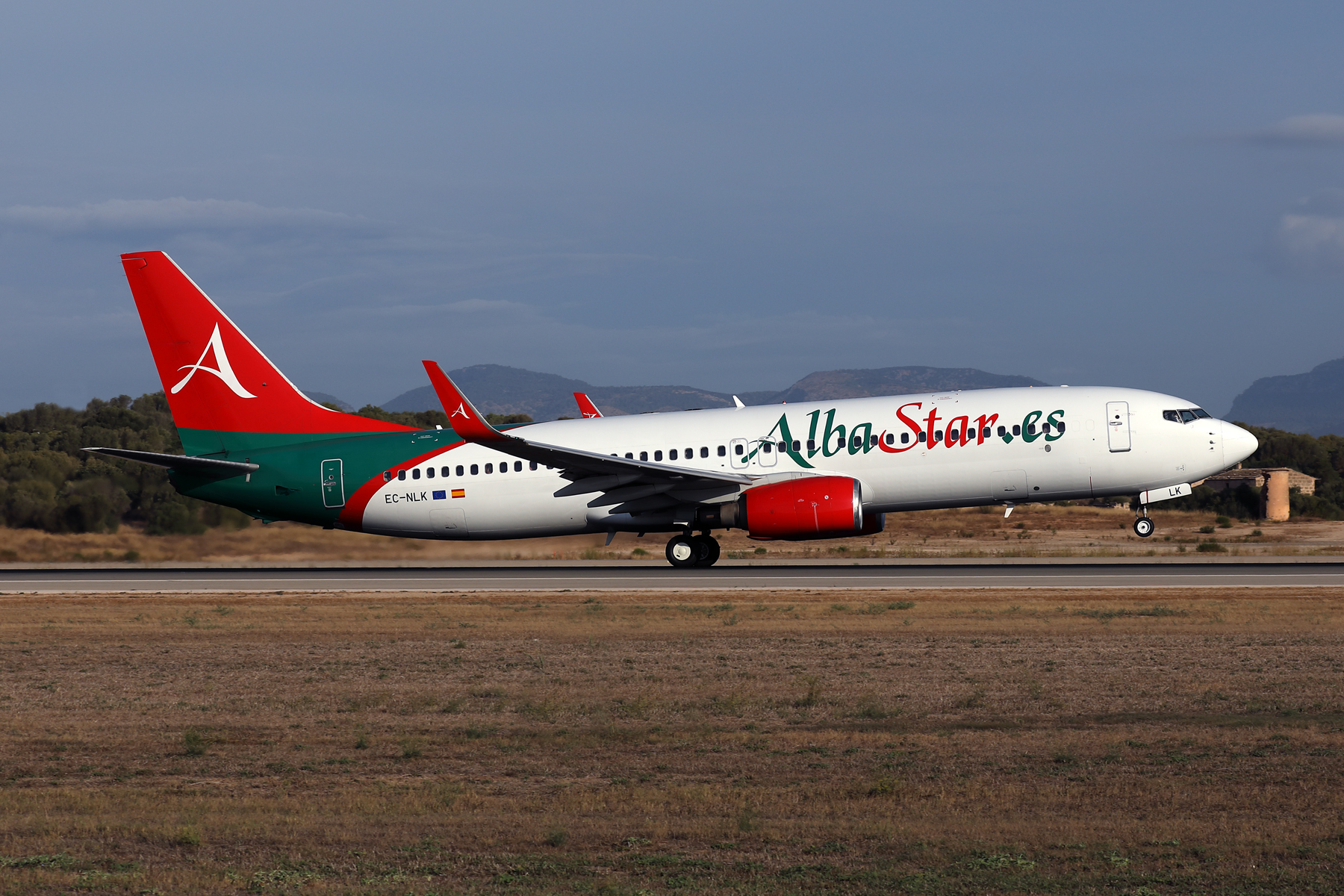 ALBA STAR ES BOEING 737 800 PMI RF 002A3623.jpg