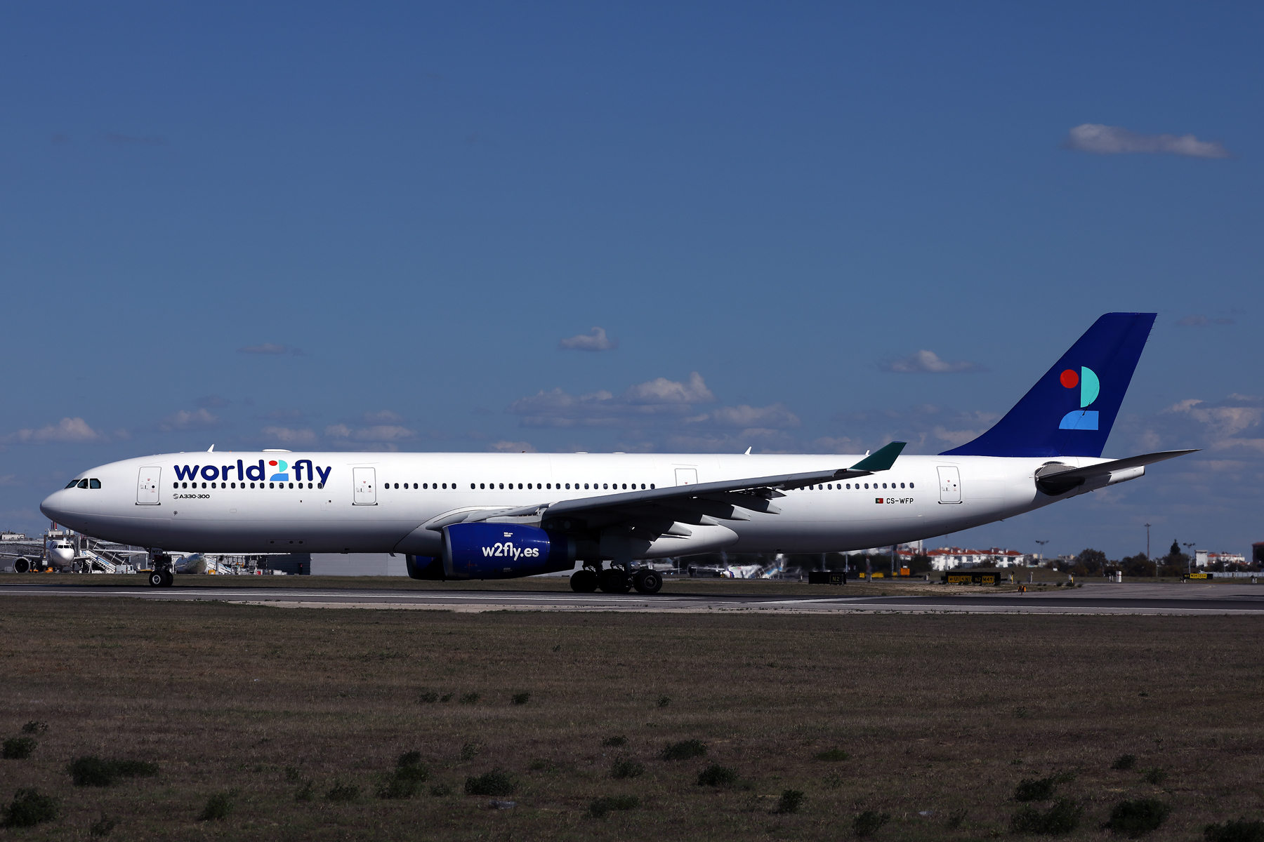 WORLD2FLY AIRBUS A330 300 LIS RF 002A4226.jpg