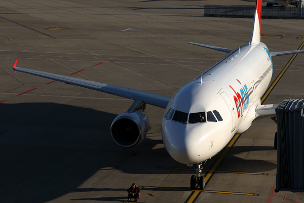 CHAIR AIRBUS A320 ZRH RF 002A3846.jpg