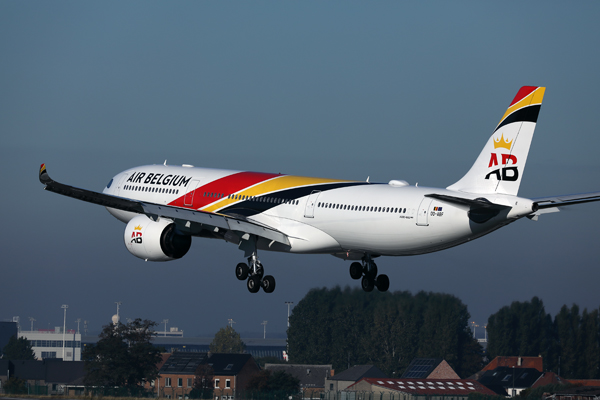 AIR BELGIUM AIRBUS A330 900 NEO BRU RF 002A4877.jpg